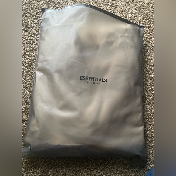 Fear of God Crewneck Sweatshirt - Picture 8 of 8